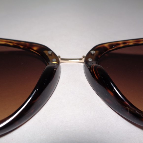 Victoria\'s Secret VS0031 Brown New Sunglasses main image 11